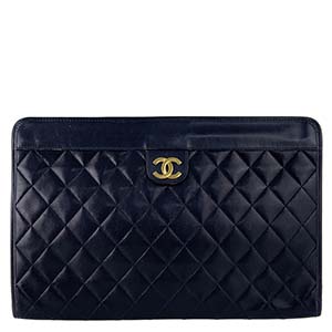 シャネル マトラッセ ラムスキン ダークネイビー クラッチバッグ