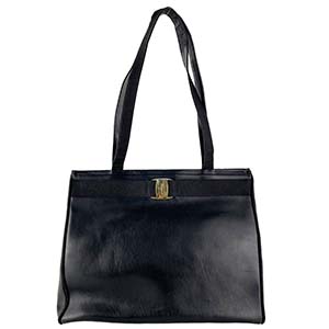 フェラガモ ヴァラ リボン レザー ブラック トートバッグ