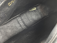 内装の劣化 マトラッセ 18㎝ タッセル ラムスキン ブラック チェーン ショルダーバッグ